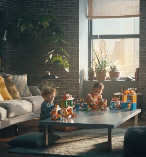 Kuidas lapsed maailma näevad: Joonista oma unistuste kodu ja võida LEGO® DUPLO® Peremaja!