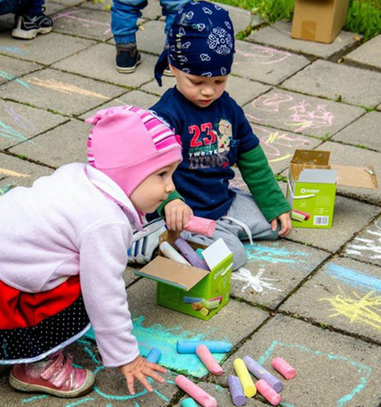 Projekt: „Huggies® Arengu tuba“ elu väljaspool kodu piire