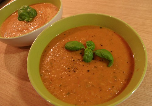 Tomati-sibula supp