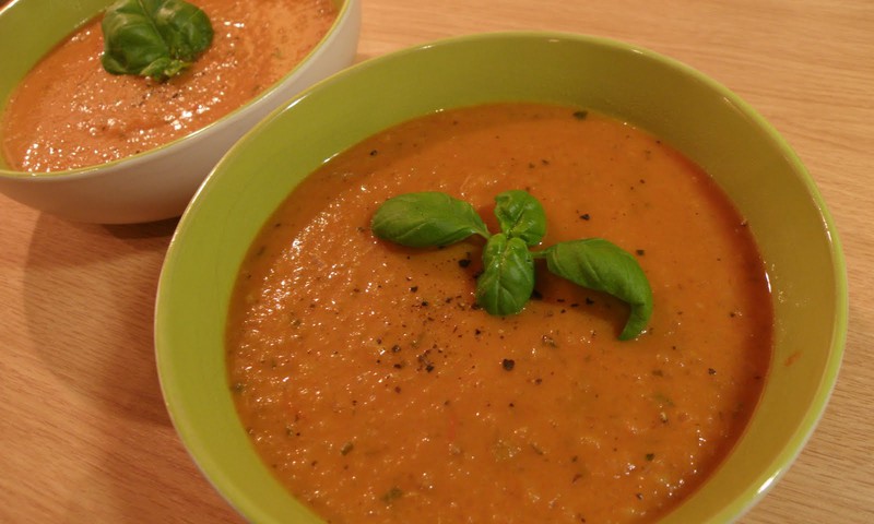 Tomati-sibula supp