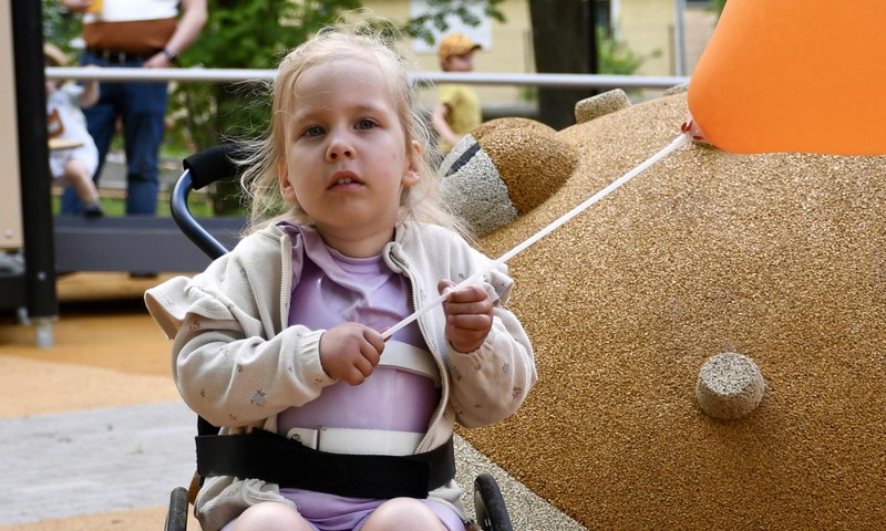 Heateo jooks toetab rasket lihashaigust põdeva Miina kõndimispüüdu