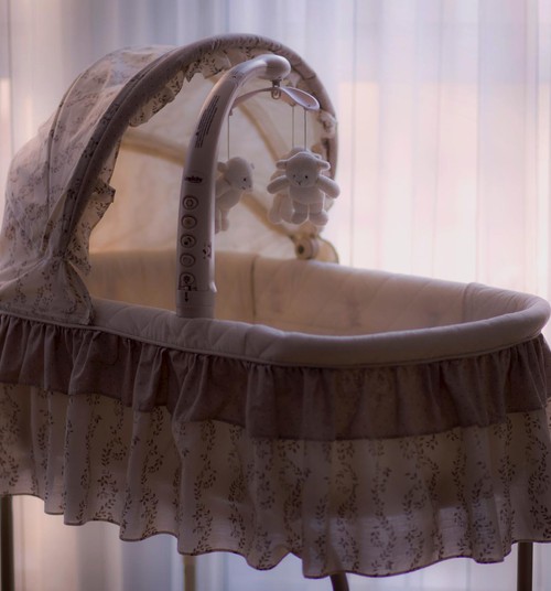 Sünnituse esilekutsumise uuringus suri 6 beebit, kelle sünd kutsuti hilja esile