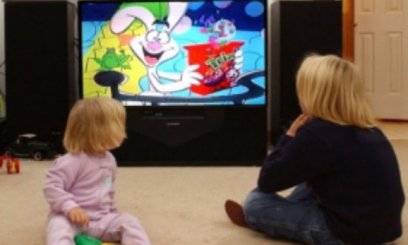 Kas televiisor on väikestele lastele kahjulik?