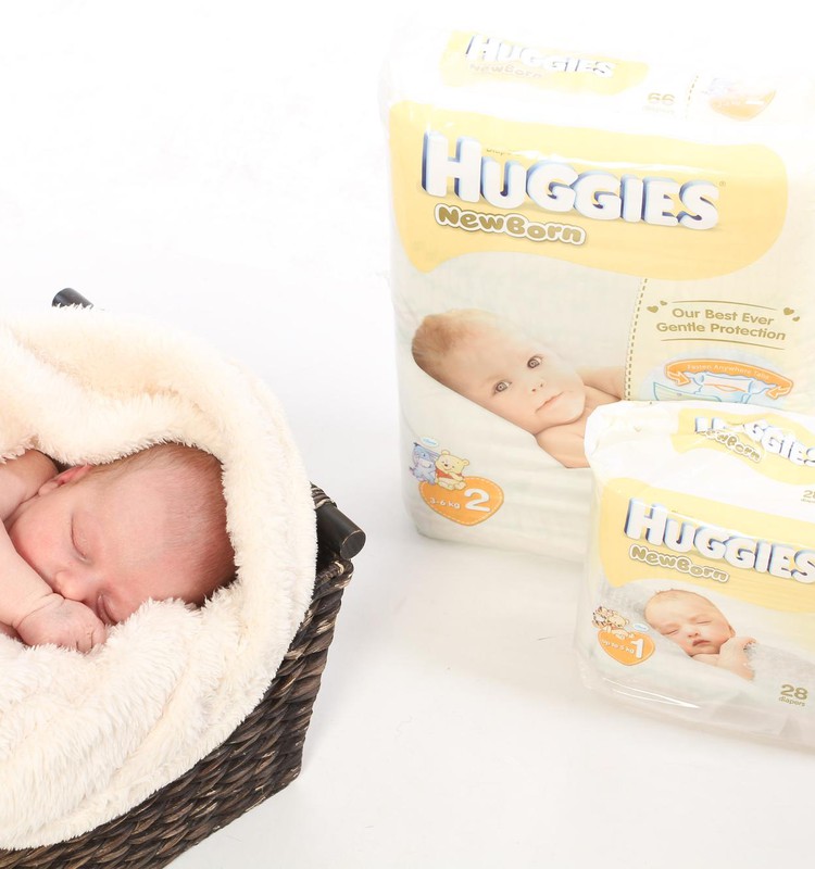 Vastsündinu esimesed 12 nädalat koos Huggies® Newborn mähkmetega