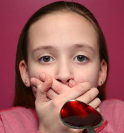 Hulk eestlaseid on manustanud oma lastele ravieesmärgil mürgist ainet kloordioksiidi ehk MMSi