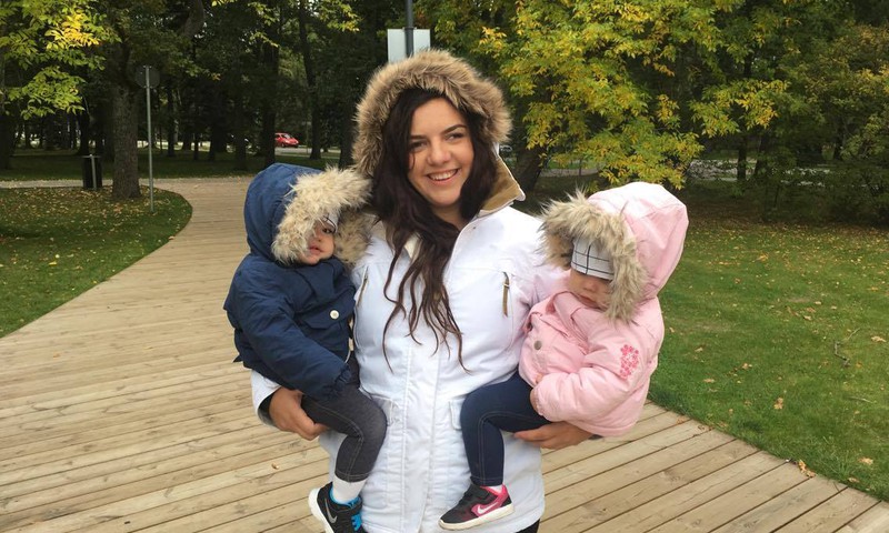 Raqueli elu kaksikutega: Kuhu minna aastase lapsega