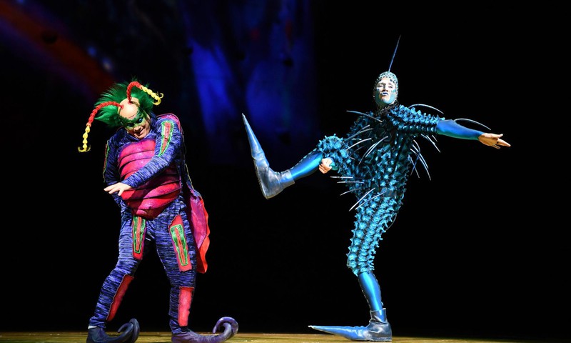 Cirque du Soleil OVO trupp, kelle etendust saab näha Tallinnas, on esinenud juba Dubais