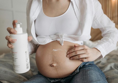 Rasedusaegne nahahooldus: mida tohib ja mida kindlasti vältida