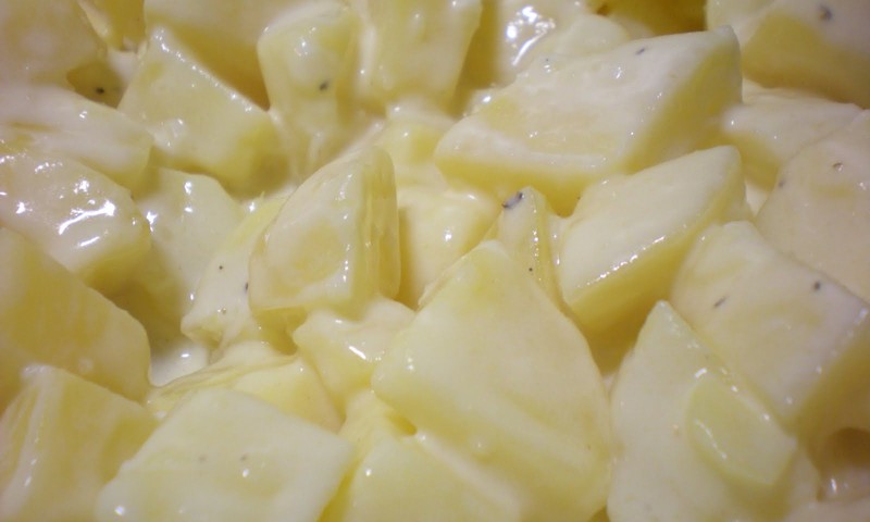 Koore-küüslaugu kastmes kartulid