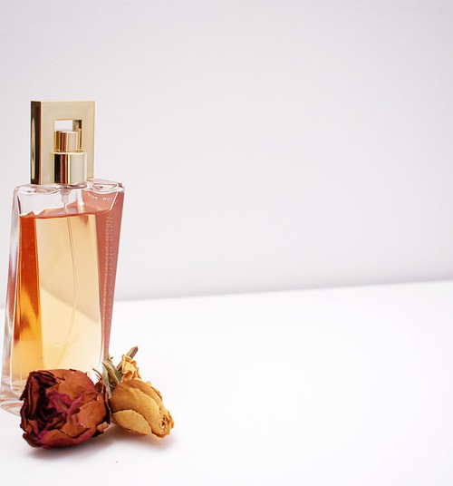 Parimad parfüümid naistele 2025. aastal