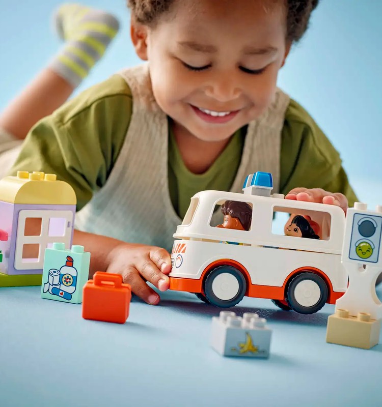 5 põhjust, miks LEGO DUPLO klotsidega mängimine on väikelapse arengule ülikasulik, ning 6 mänguideed