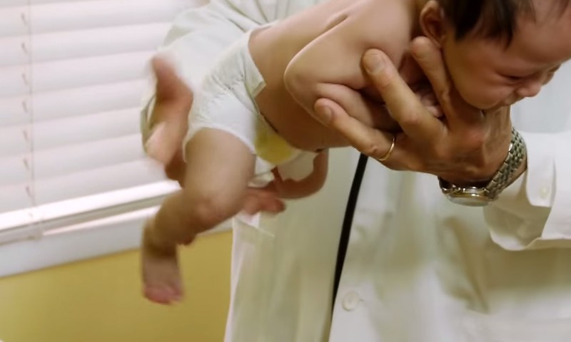 Maruarmas video: kuidas rahustada nutvat beebit