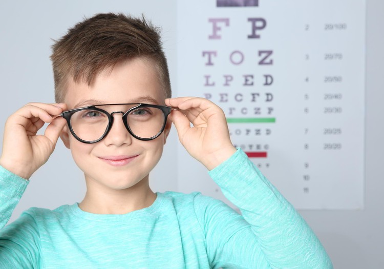 Laste silmaarst või optometrist - kelle poole pöörduda?