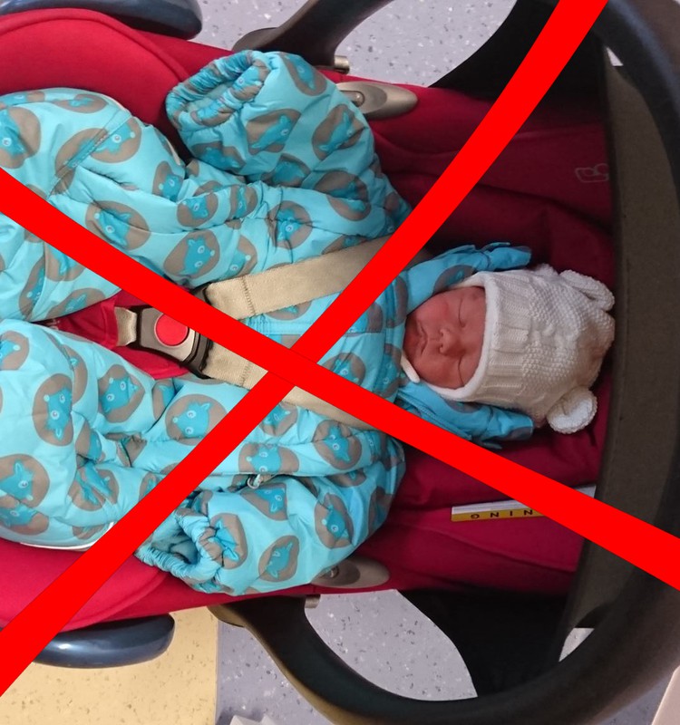 Ära sõiduta last hällis või toolis talveriietega!
