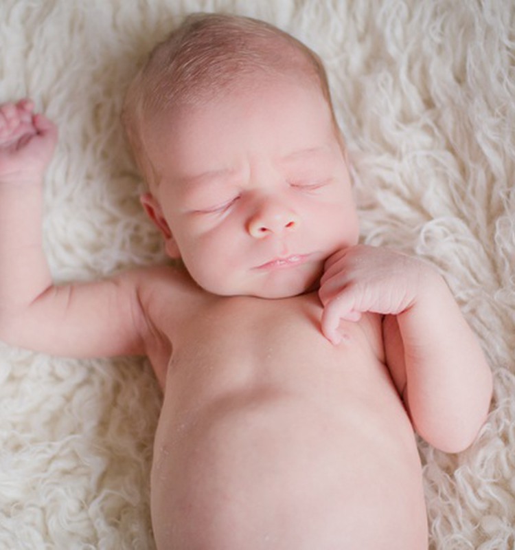 Ämmaemand Vivian Arusaar: nahk-naha kontakt aitab nii ema kui vastsündinu sünnitusjärgsele kohanemisele kaasa!