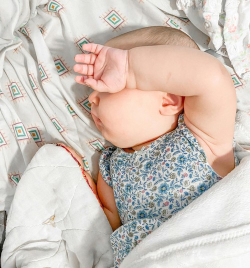 Miks beebi ärkab kohe, kui ta voodisse panen?