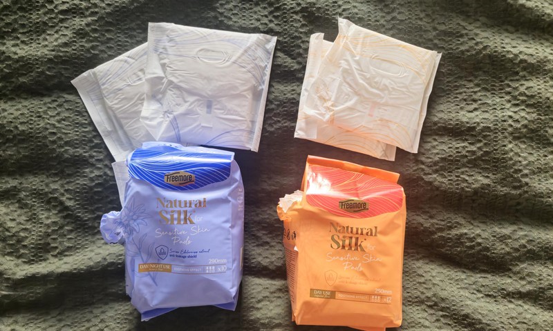 Freemore Natural Silk – õhukesed ja mugavad sidemed, mis sobivad suuremaid mõõtmeid otsivale naisele