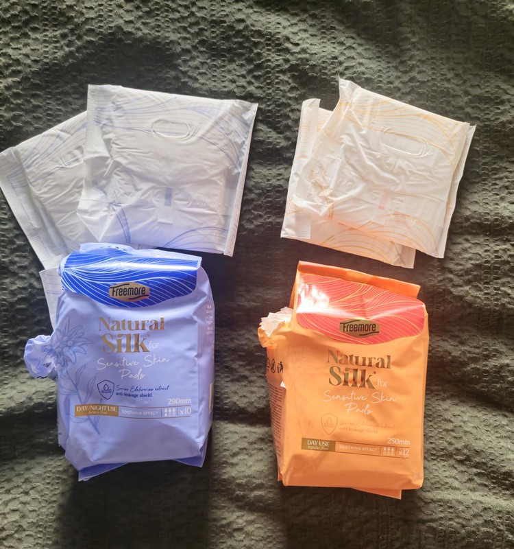 Freemore Natural Silk – õhukesed ja mugavad sidemed, mis sobivad suuremaid mõõtmeid otsivale naisele
