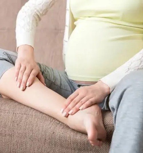 Turse ja rasked jalad raseduse ajal – miks tekib, millal rääkida arstiga ja kuidas lümfiringet toetada