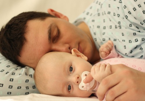 Isa sünnitusjärgsesse depressiooni langemise risk on suurim 25 eluaasta kandis