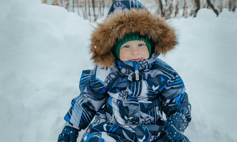 Külmad ilmad on käes. Kuidas riietada väikelast praegusel ajal?