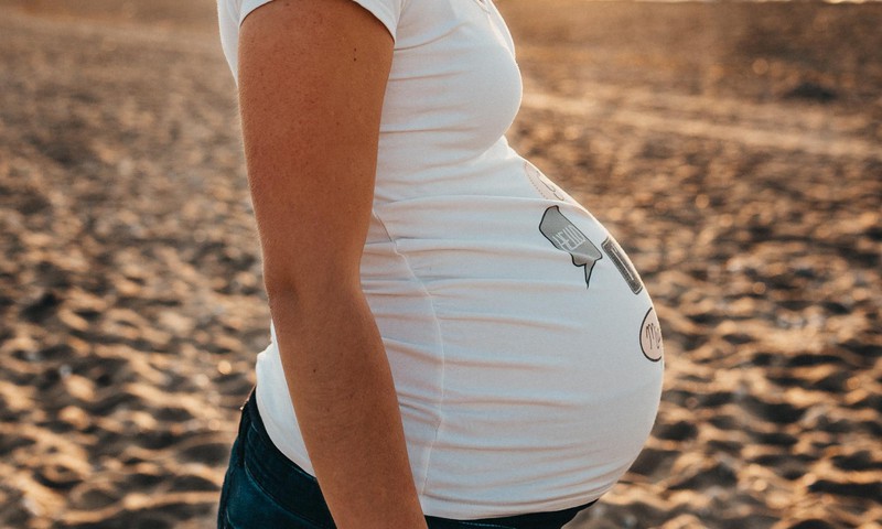 Mõõdukas päevitamine pole rasedale keelatud